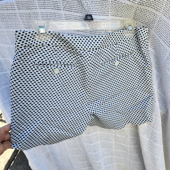 Cynthia Rowley Swiss Dot Shorts 6 - Picture 6 of 14